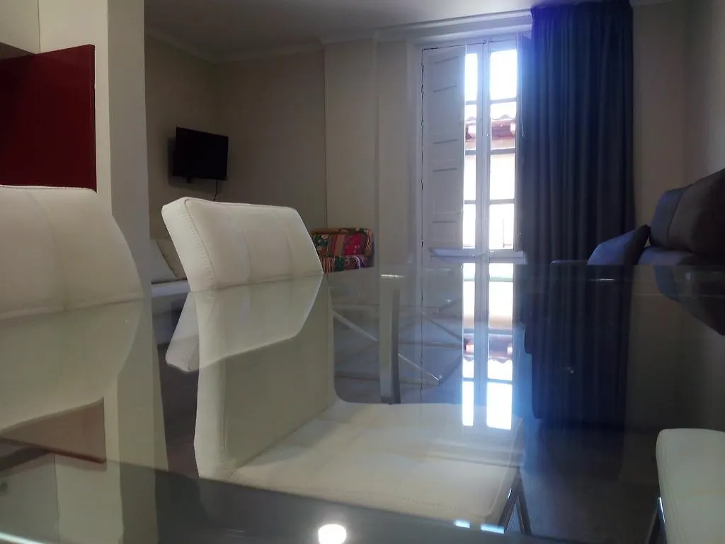 Apartamentos Valentina Deluxe 3000 Granada Apartment